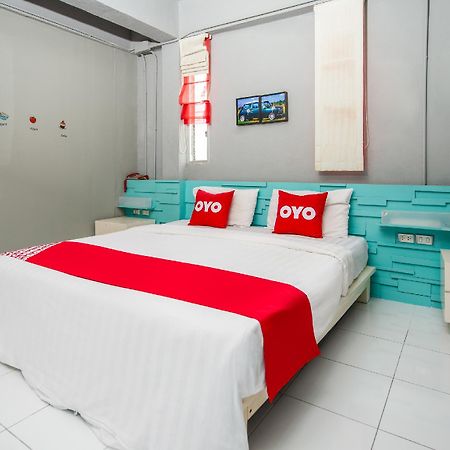 Oyo 292 The Oddy Hip Hotel Patong Екстериор снимка